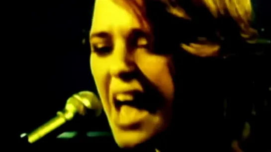 Suzi Quatro - 48 Crash