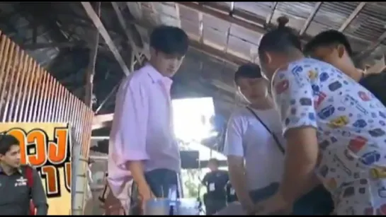 [170901] Mingyu @ "Luang-ta Maha-chon" sitcom filming