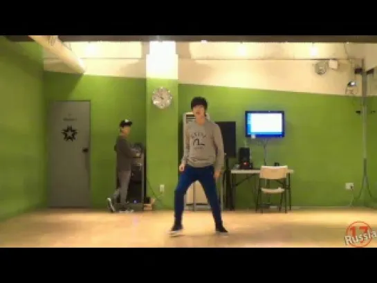 131101 17tv Solo Stage.Yao Mingming - Leona Lewis - Yesterday (Choreo by Ian Eastwood) + Audio Push - Snap (Choreo by Jawn Ha)