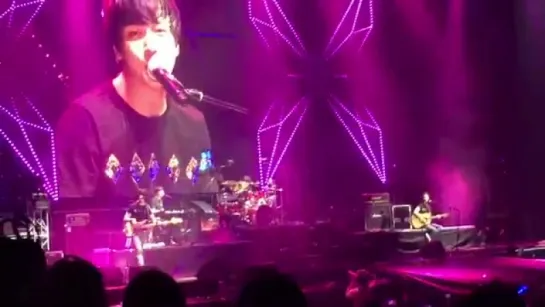 [FANCAM] 160213 CNBLUE 씨엔블루 Come Together - Love Light 사랑 빛 in Singapore