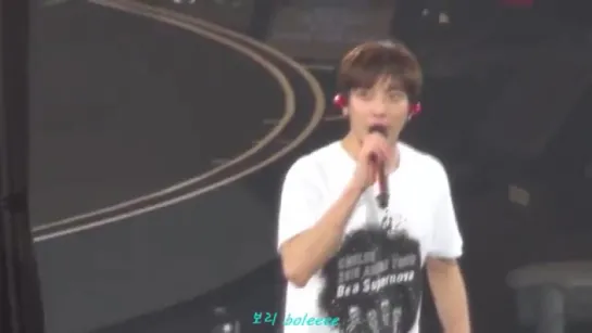 151203 CNBLUE Be a Supernova Live in Budokan - 파도타기 (audience wave) - 정용화