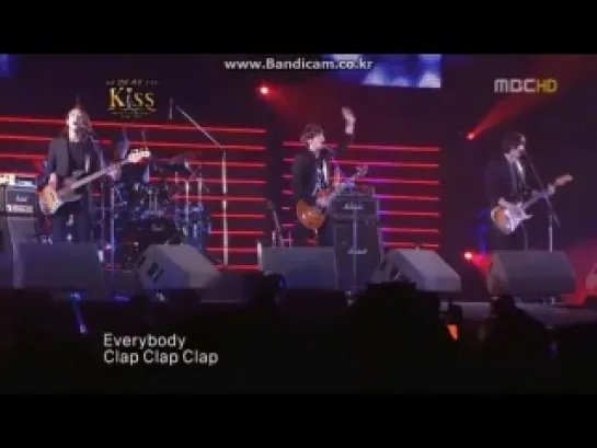 120226 CNBLUE Love @ Tokyo KPOP Fashion Music Show KISS