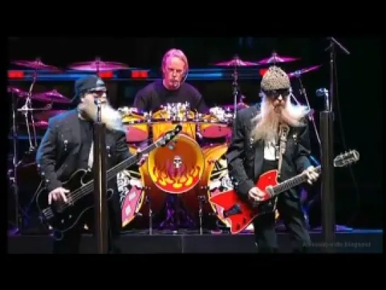 ZZ Top Live - La Grange ; Tush (Crossroads Guitar Festival)