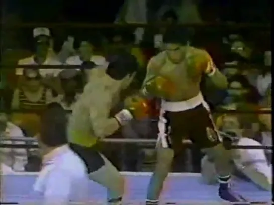 1982-07-11 Hector «Macho» Camacho vs Louis Loy