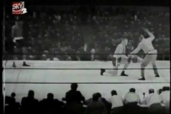 1961-12-04 Floyd Patterson vs Tom McNeeley (World Heavyweight Title)