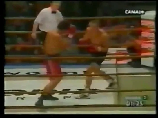 2001-08-11 Tomasz Adamek vs Timofey Maklakov