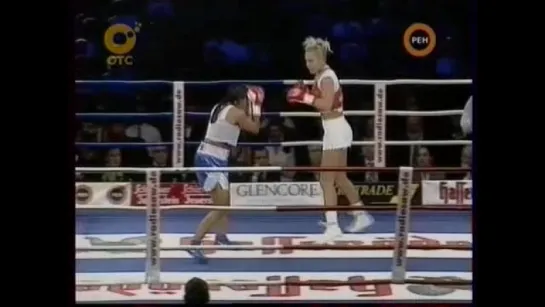 2007-12-15 Natascha Ragosina vs Akondaye Fountain (vacant WBCF, WBAF, WIBF, WIBA & GBUF Super Middleweight Titles)