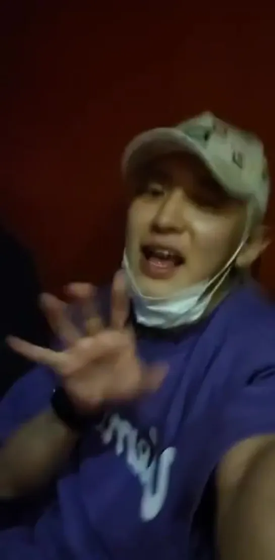 200703 EXO Chanyeol @ real__pcy Instagram Live