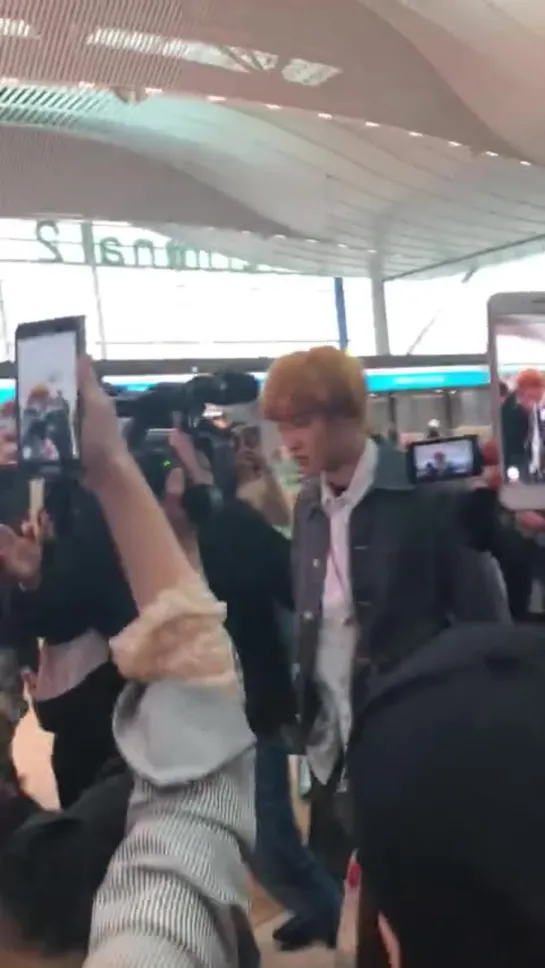 190426 EXO Chanyeol @ Incheon Airport