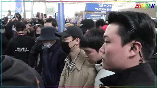 180209 EXO @ Incheon Airport