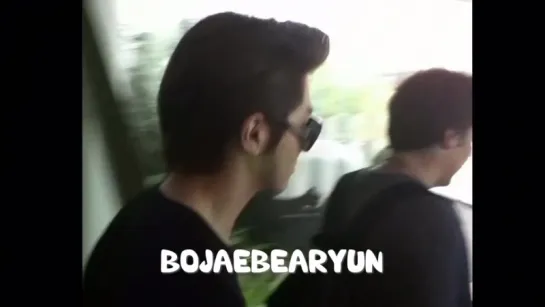 Fancam_Hotel_120208_유노윤호 (YUNHO) walk inout the hotel at Pattaya ♥