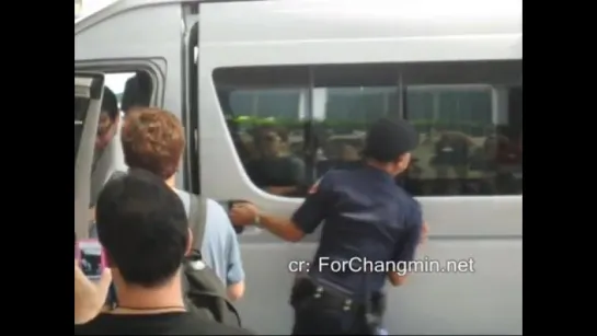 Fancam_Hotel_110208_TVXQ @ Pattaya Royal Beach Hotel [ Out for Missha Shooting]