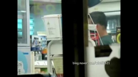 Fancam_Stalk_090905 Stalked Yunho at store