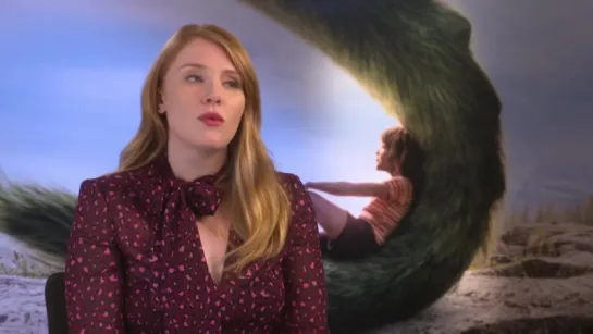 Petes Dragon Bryce Dallas Howard on smelling Robert Redford