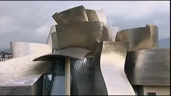 23. Frank Gehry - The Bilbao Guggenheim Museum.