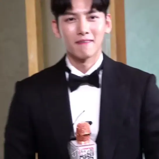 Чжи Чан Ук на 14th Seoul International Drama Awards cr. jcw_jj inst