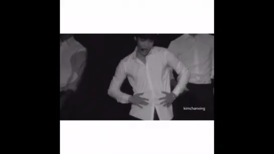 exo dance lay