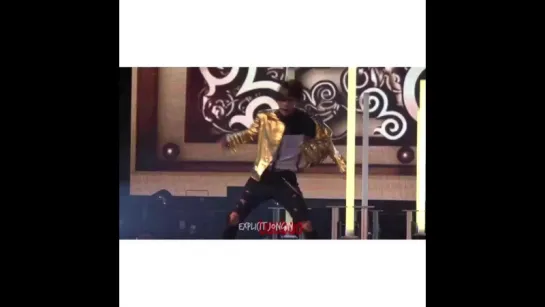 exo dance baekhyun