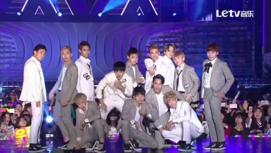 SEVENTEEN - Mansae @ 2015 Hallyu Dream Festival 150920