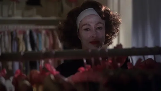 Дорогая мамочка / Mommie Dearest (1981) HD 1080p