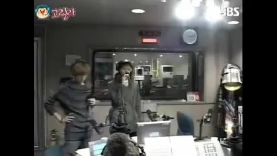 091111 SHINee- Y.O.U @ Dong Go Dong Rak Radio (No Minho & Onew)