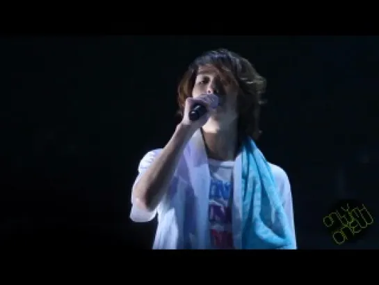 12.05.12 Улыбающийся Онью ^^ @ Japan Arena Tour Kobe [FANCAM]