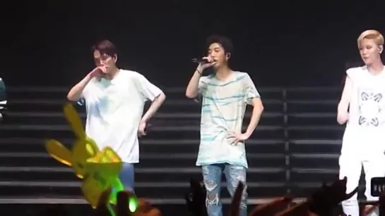 [ FANCAM ] 140427 Live on Earth 2014 in London - Talk Cut