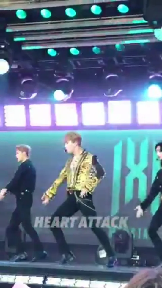 [VK][190808] MONSTA X fancam - Who Do U Love (Wonho focus) @ Jimmy Kimmel Live