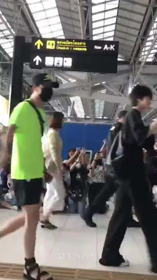 [VK][190602] MONSTA X fancam @ Suvarnabhumi Airport