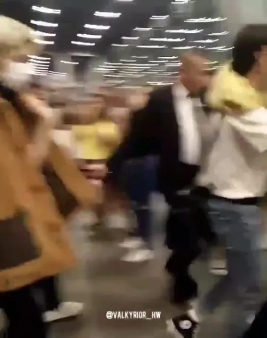 [VK][181117] MONSTA X fancam @ Suvarnabhumi Airport