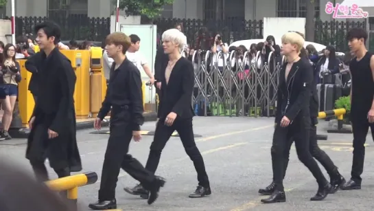 [VK][160527] MONSTA X fancam @ Arriving at Music Bank