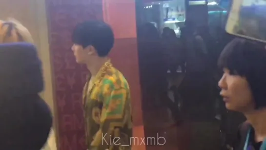 [VK][180818] MONSTA X fancam @ Kuala Lumpur Airport