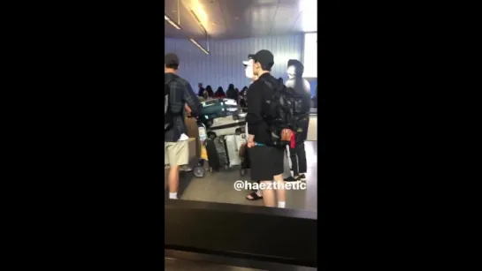 [VK][180814] MONSTA X fancam @ Los Angeles Airport