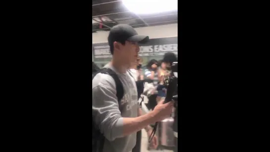 [VK][180802] MONSTA X fancam @ Los Angeles Airport