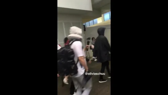 [VK][180730] MONSTA X fancam @ San Francisco Airport