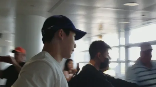 [VK][180719] MONSTA X @ O'Hare Airport