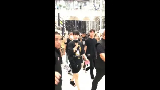 [VK][180628] MONSTA X @ Suvarnabhumi Airport