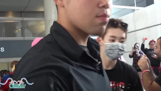 [VK] [31.07.2015] Monsta X LAX Airport