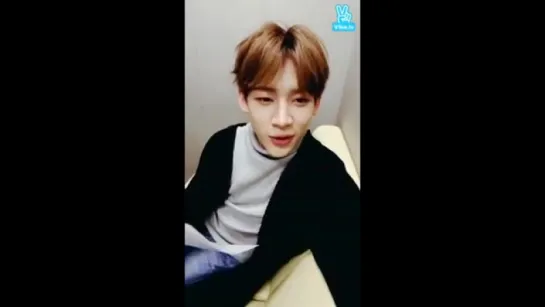 [Видео] 160218 Heart Pouding Eye Contact with BamBam @ V App