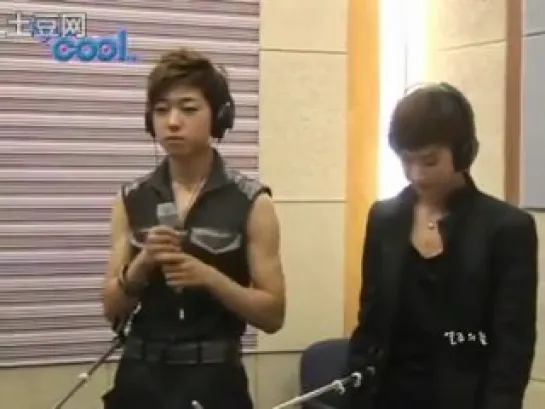 24.08.2010 Teen Top - Sunset Glow (Big Bang cover) (radio live)