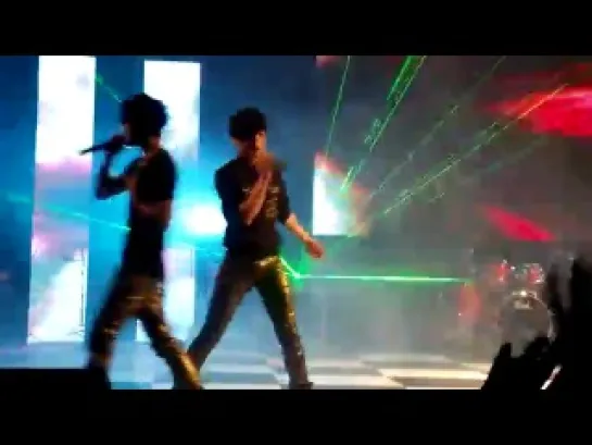 [FANCAM] 25.05.2011 Teen Top @ Women's College Festival