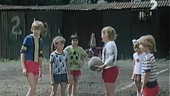 Jedno male sidlisko / Jedno malé sídlisko (1978 Чехословакия) серия 5 / S01E05 / Škôlka