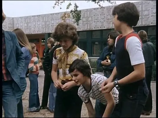 Die drei Klumberger (1977 ФРГ) сезон 1 серия 4 / S01E04 /  Nur einer kann der erste sein