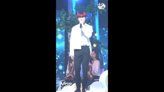 180614 Lean On Me - Forever and a Day (FanCam Sungwoon) @ M!Countdown