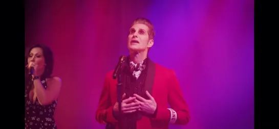 Perry Farrell - The Man Who Sold The World (A Bowie Celebration)