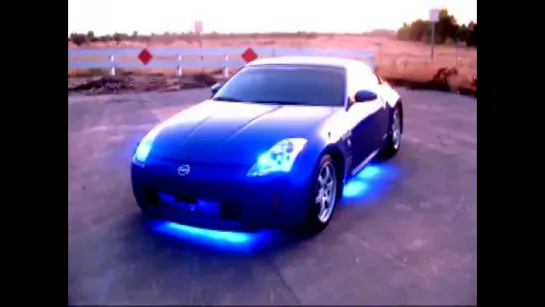 Blue Nissan 350z