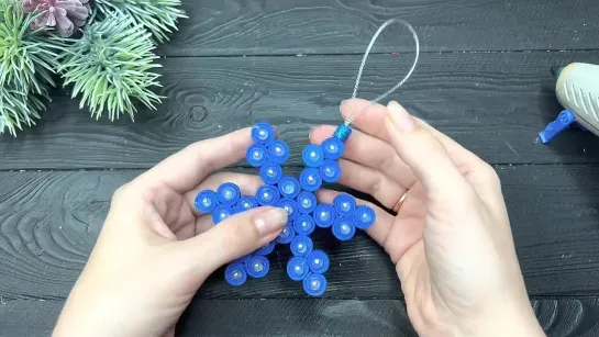 How to Make Snowflake Christmas Ornaments - the Step by Step Tutorial