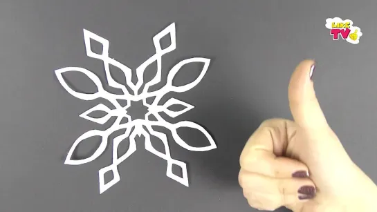 Как красиво вырезать снежинку из бумаги. Снежинка из бумаги просто. Paper Snowflake. #Снежинки.