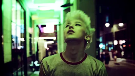 G-DRAGON - CROOKED