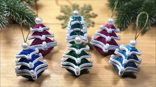 СУПЕР ПРОСТО И БЫСТРО, новогодние ёлочки своими руками 2022 из фоамирана 🎄 DIY  christmas ornaments